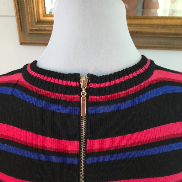 Striped Mini Sweater Dress with matching necklace - Picture 4 of 6